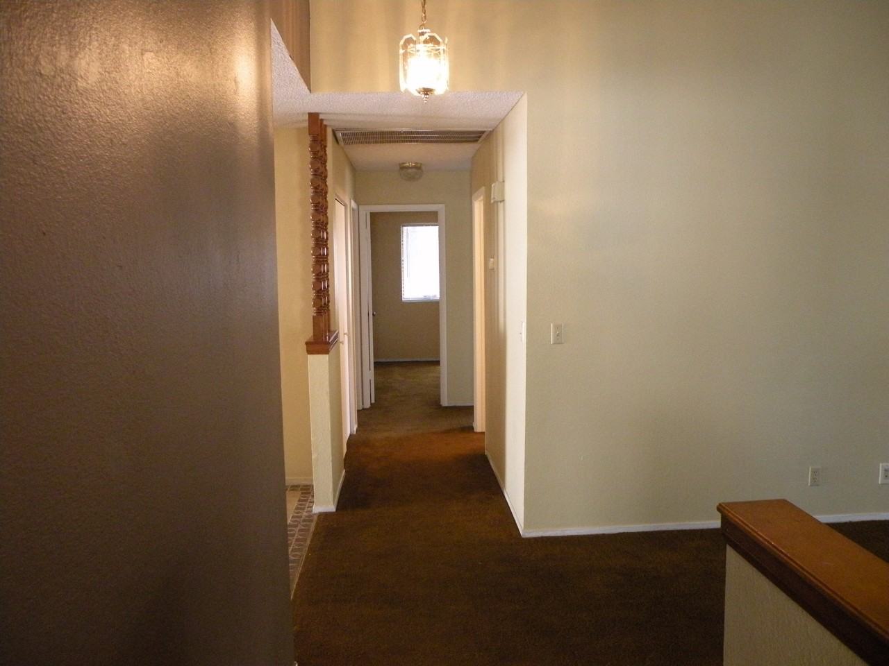2409 El Tesoro Ct - Photo 3 of 18
