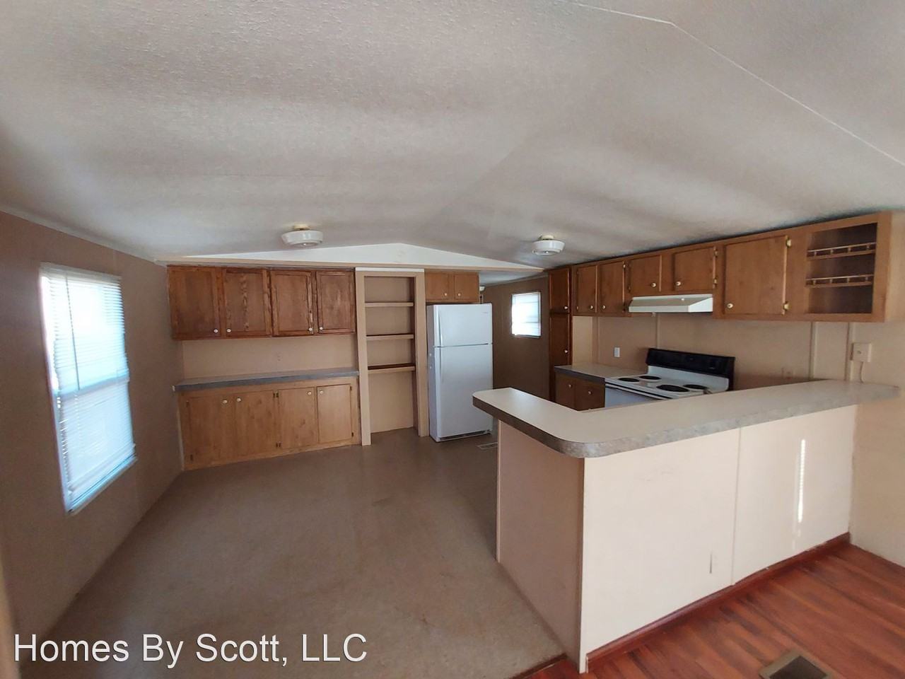 21186 SE 29th St. - Photo 3 of 12