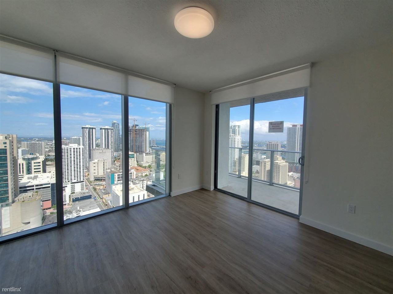 34 SW 1st St - Photo 3 of 19