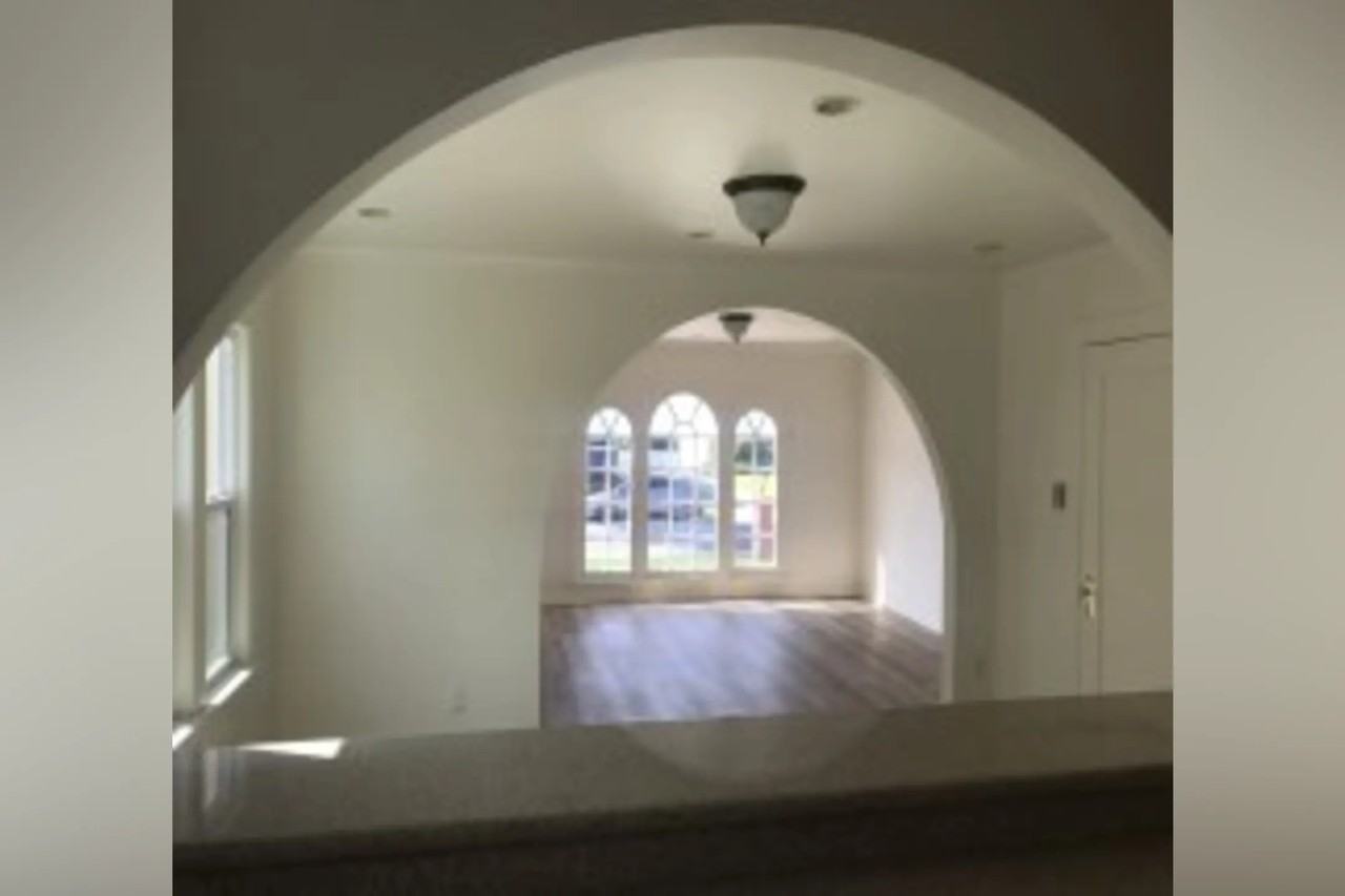 2124 West Blvd - Photo 3 of 28