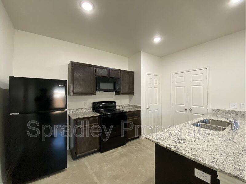 2306A Zanoletti Dr - Photo 3 of 9
