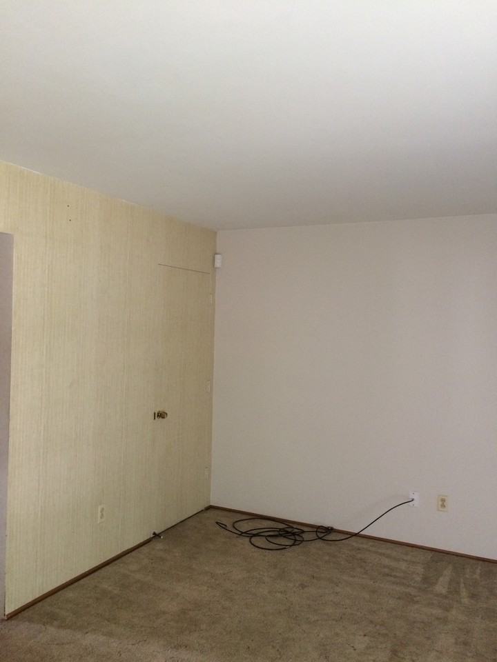 1617 Cork Ct - Photo 2 of 7