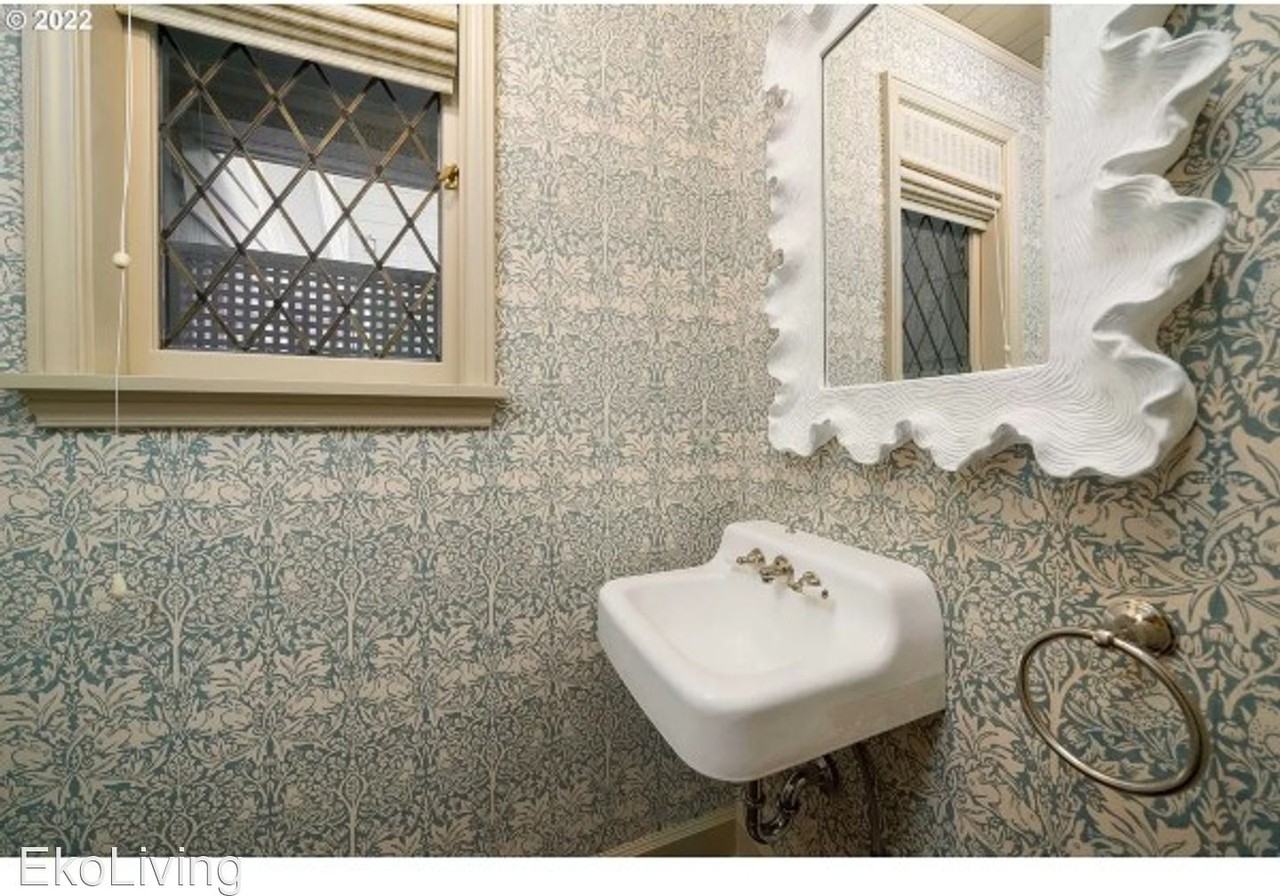 1637 Sw Clifton St - Photo 3 of 31