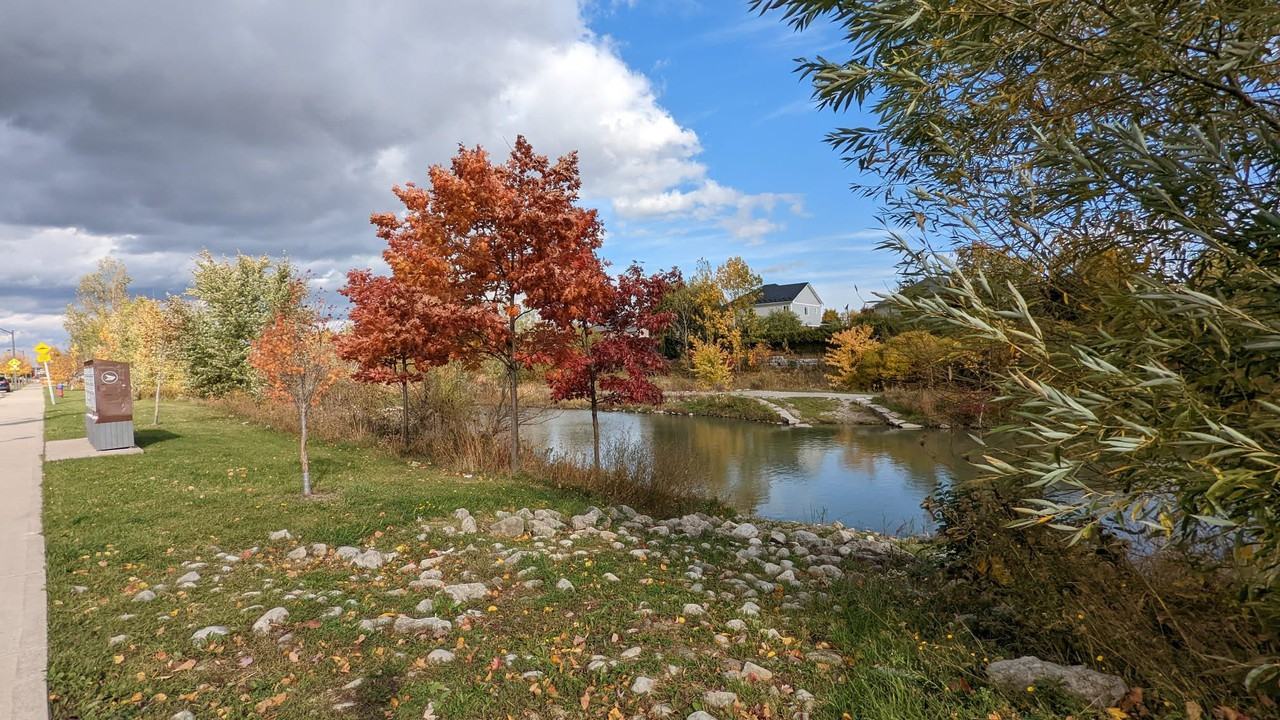 154 Bradley Ave - Photo 2 of 34