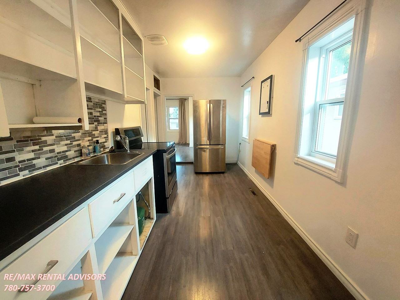 12132 59 St Nw - Photo 3 of 17