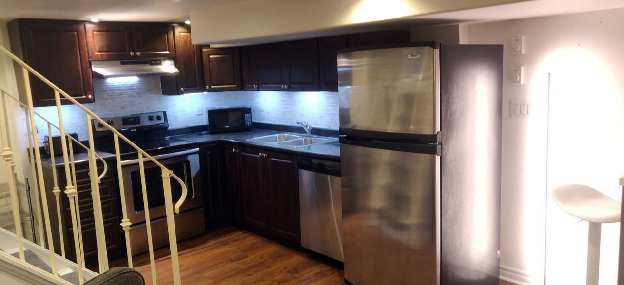 8 Palmer Avenue - Photo 2 of 9