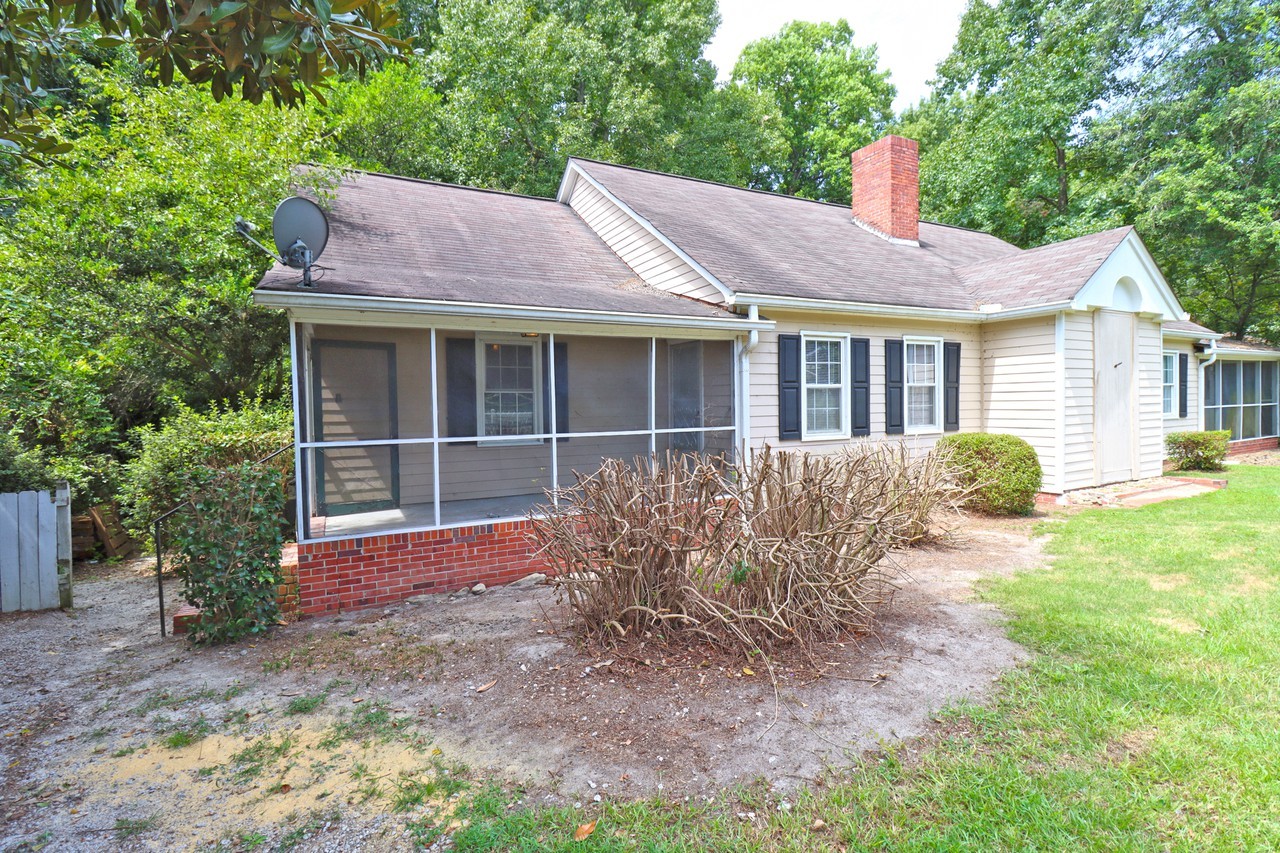 1717 Kennedy Drive #A - Photo 3 of 21
