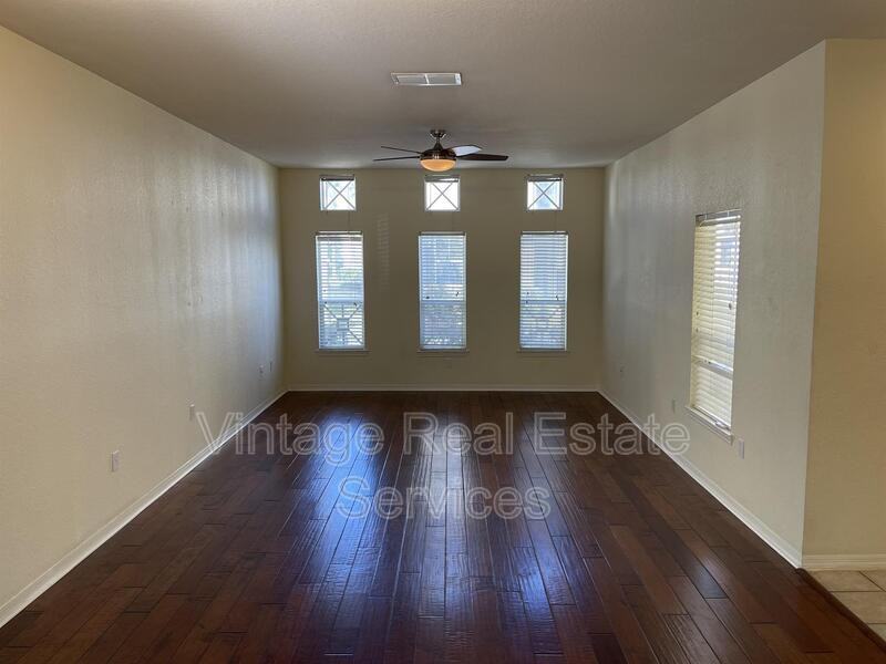 4007 Sand Palm Ct - Photo 5 of 20