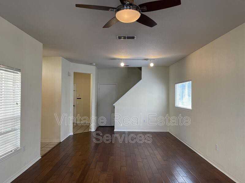 4007 Sand Palm Ct - Photo 6 of 20