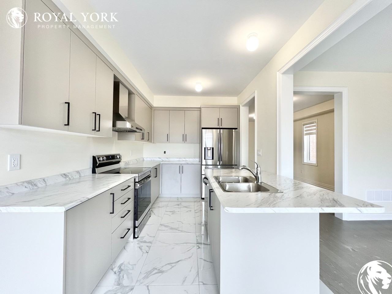 8 Peter Hogg Crt - Photo 2 of 47