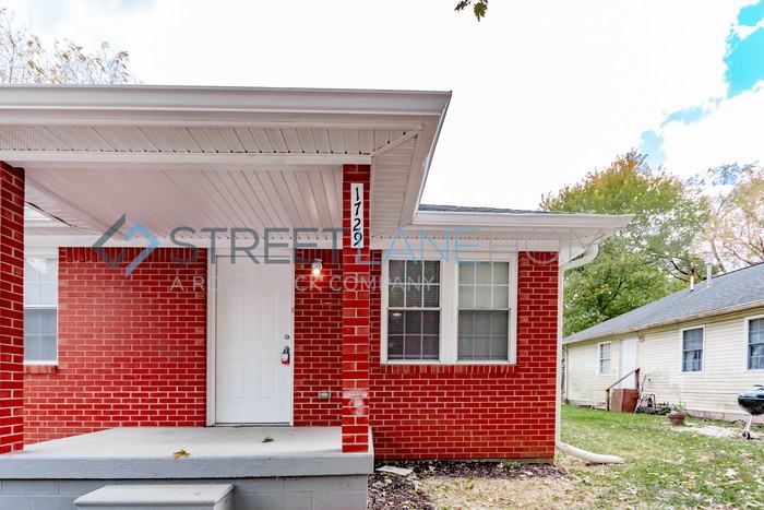 1729 N Somerset Ave - Photo 3 of 16