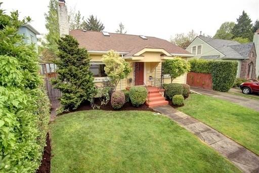 3311 NE Morris St - Photo 2 of 16