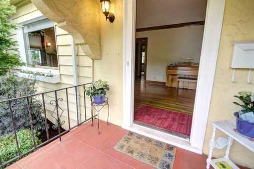 3311 NE Morris St - Photo 3 of 16