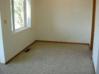 3611 SE Gladstone St - Photo 3 of 5