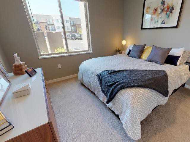 17607 E 61st Ave - Photo 6 of 34