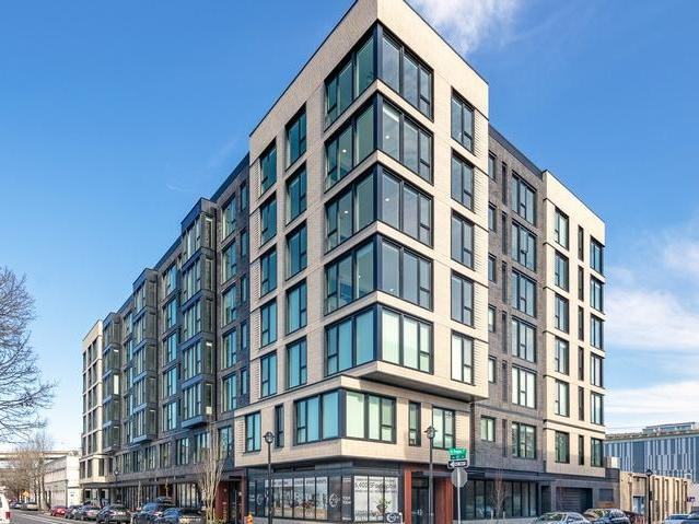 1378 Nw 18th Ave - Photo 3 of 16