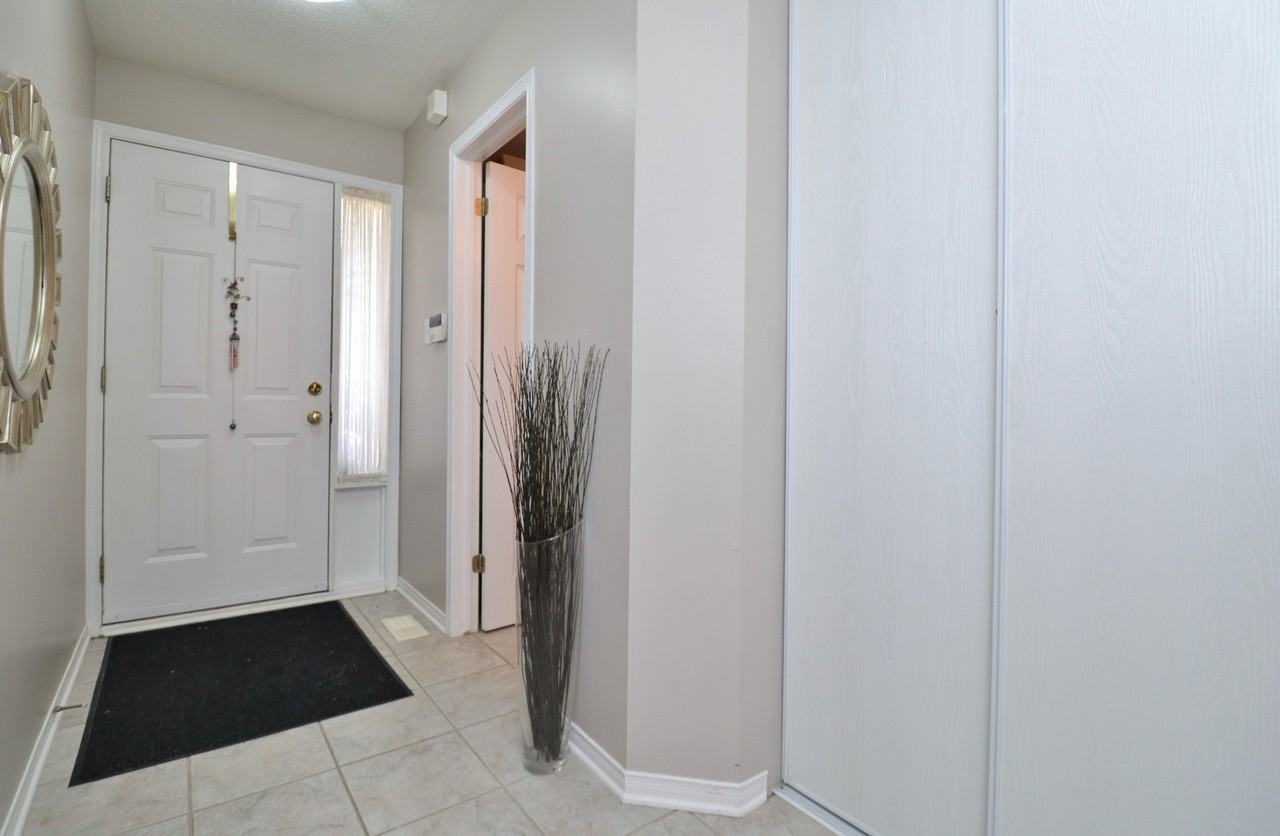 230 Latchford Rd Apartments in Westboro, Ottawa, ON K1Z 1B9 Zumper