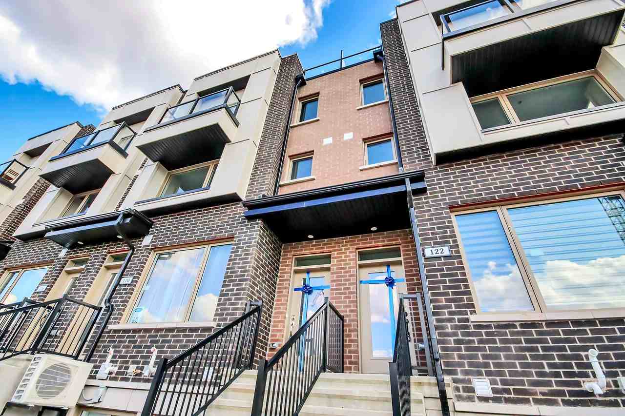 122 Michael Stoqua BRAND NEW TERRACE HOME Apartments 122 Michael Stoqua St, Ottawa, ON K1K 5A8