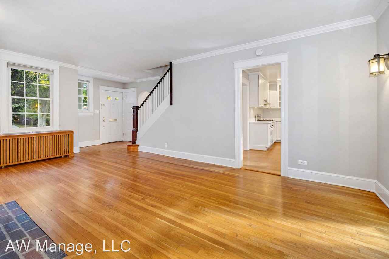 8020 Park Ln - Photo 3 of 49