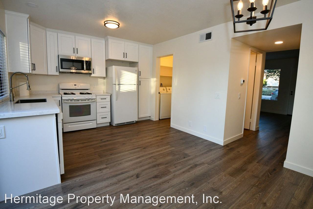 14 Cedarglen - Photo 3 of 27