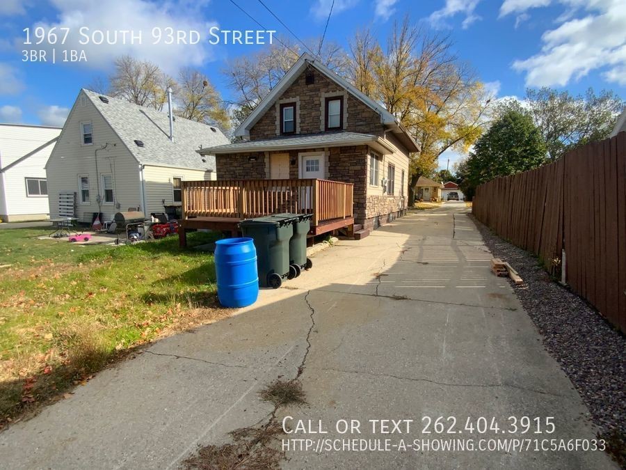 1967 S 93rd St - Photo 2 of 15