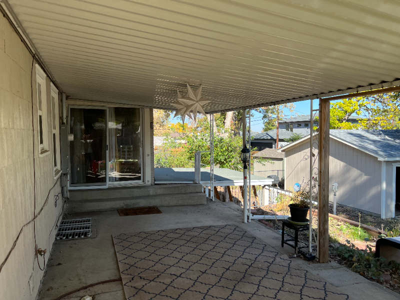 4440 Shoshone St - Photo 5 of 29