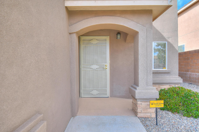 10811 Retanas Pl Nw - Photo 3 of 41