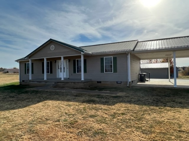 825 Buck Grove Rd - Photo 2 of 16