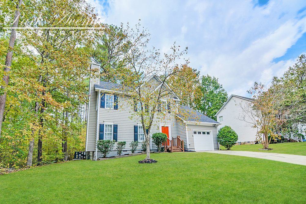 201 Maymont Dr - Photo 2 of 28