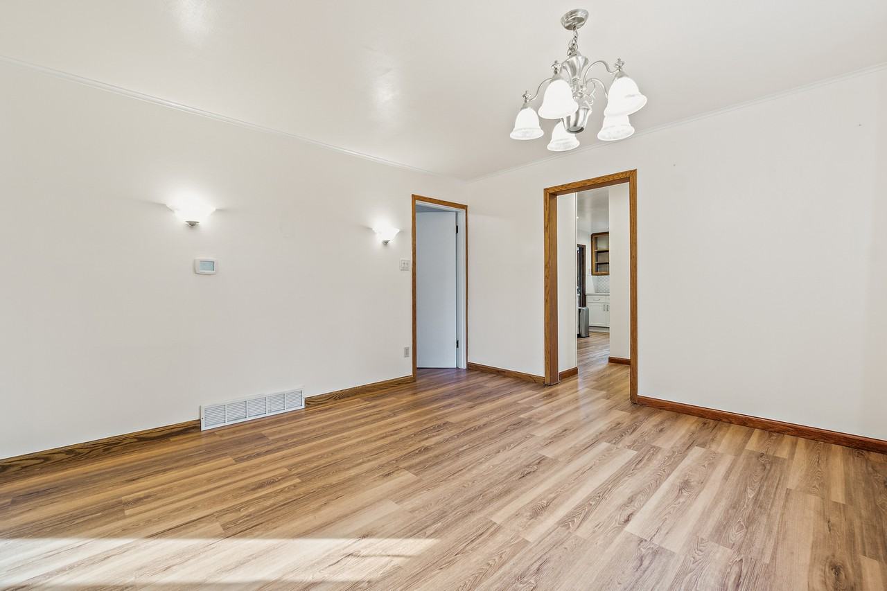 2319 N 145th St #1 - Photo 7 of 20