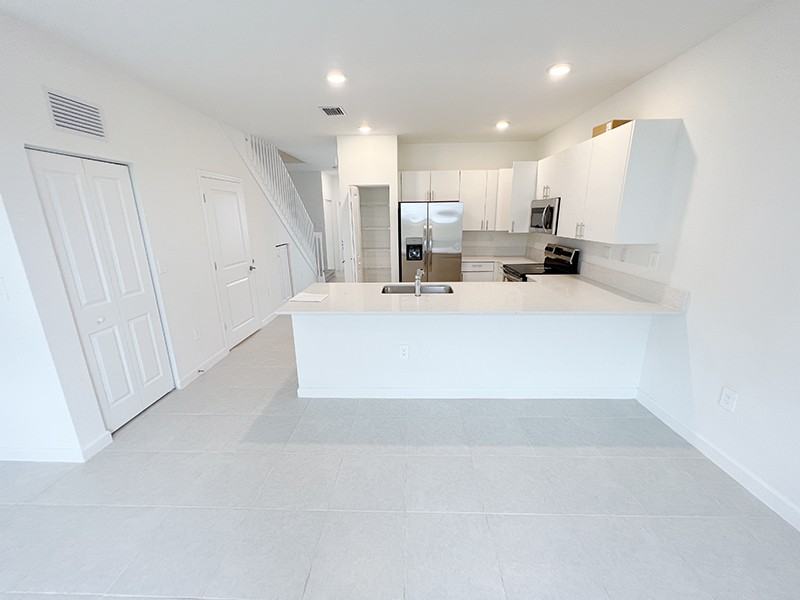 13302 Southwest 286th Street - 13302HOA PINE VISTA #13302 - Photo 4 of 23