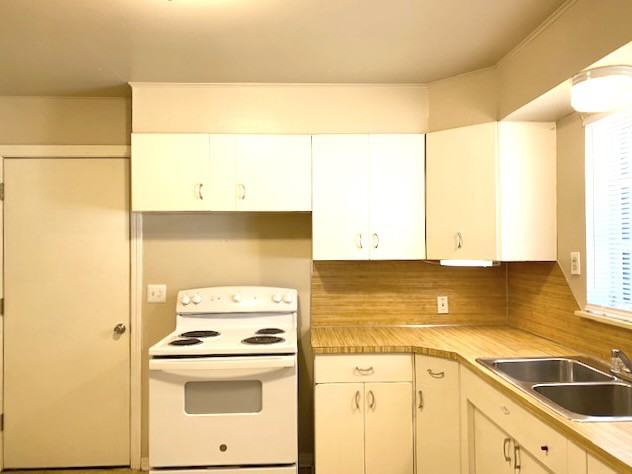 4233 Nw 22nd St #1 - Photo 3 of 11