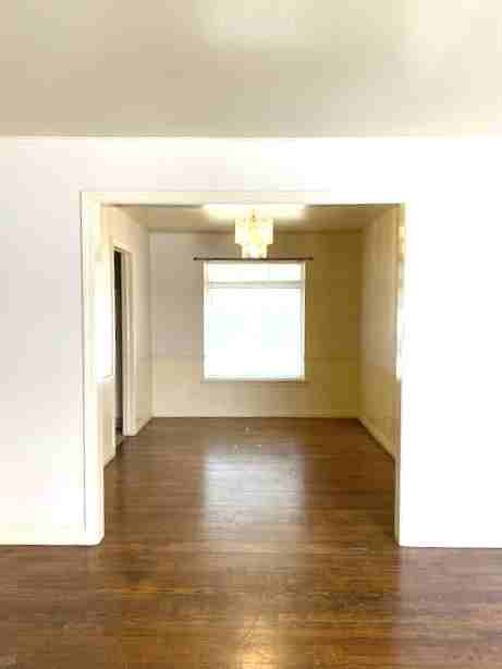 4233 Nw 22nd St #1 - Photo 6 of 11