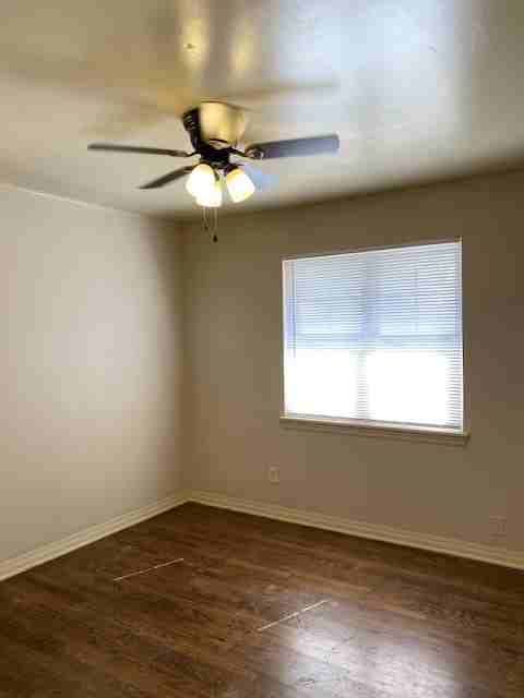 4233 Nw 22nd St #1 - Photo 7 of 11