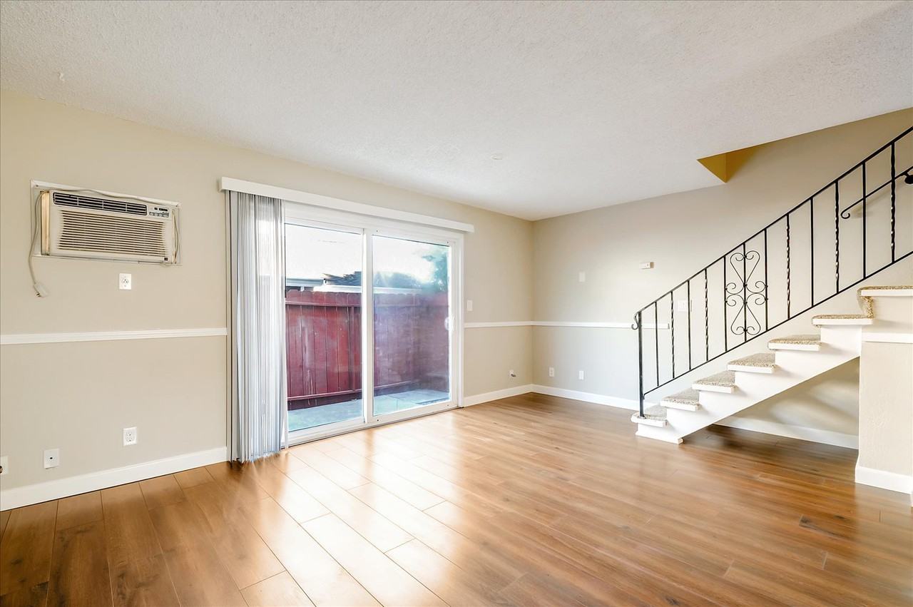 835 Palomino Dr #2 - Photo 4 of 17