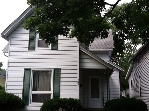 709 Emerson St - Photo 2 of 12