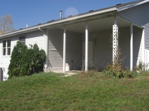 1015 Claire Ln - Photo 2 of 23