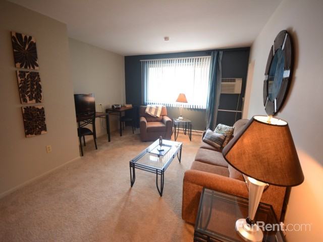 731 Burcham - Photo 3 of 45