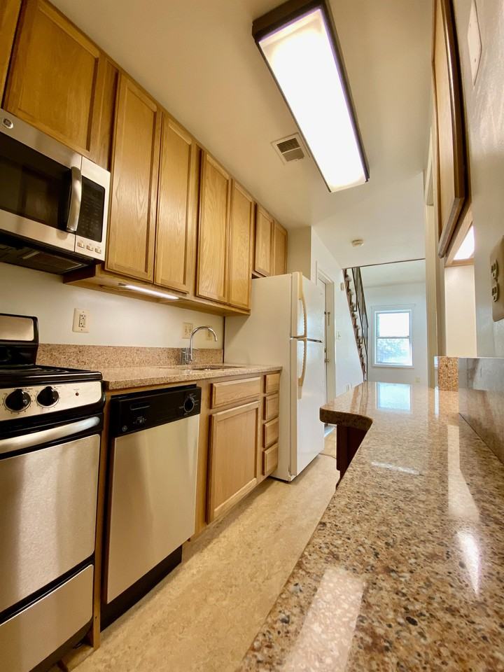 Church Street -- 921 - 6 #6 - Photo 2 of 15