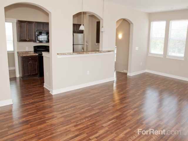 Hamilton Luxury Apartment Homes, The Apartments 11289 Hamilton