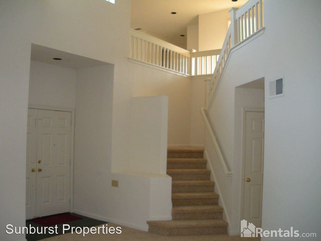 132 John Henry Cir - Photo 3 of 18