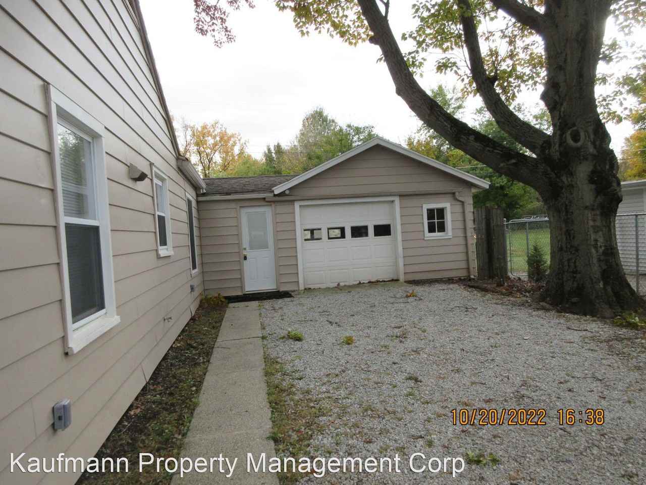 4627 Ridgelane Dr - Photo 2 of 27