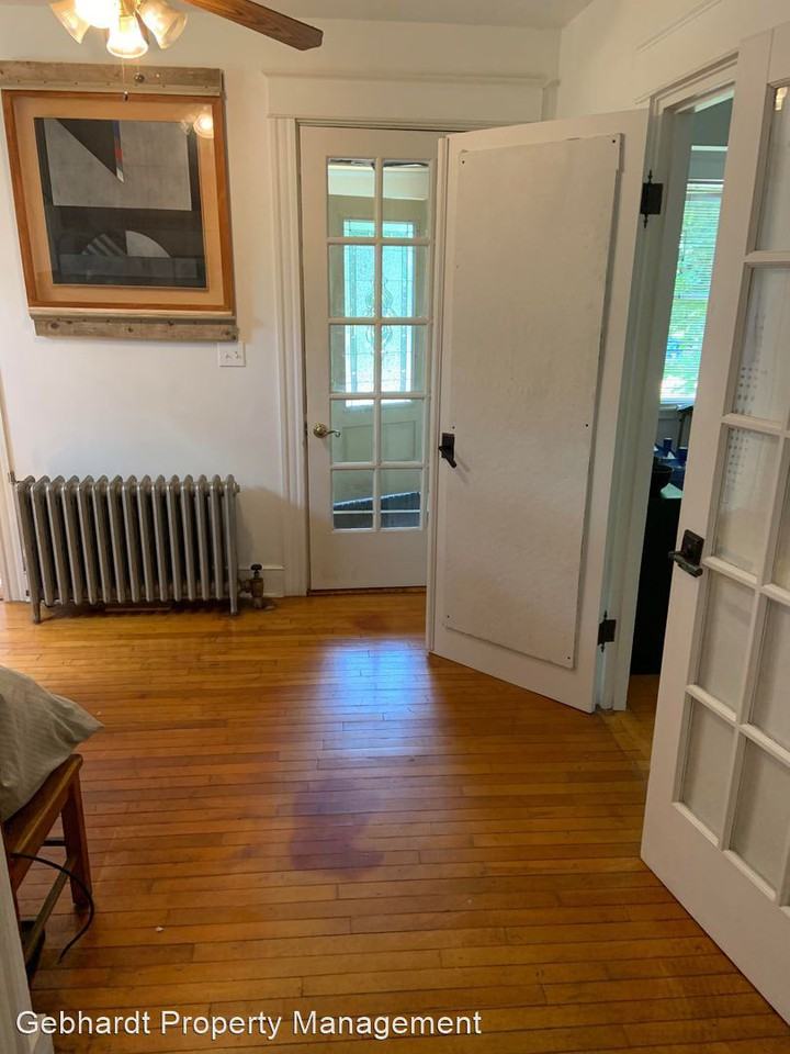 22 Huntress St - Photo 3 of 14