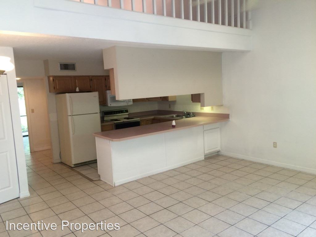 310 Mayfair Pl Sw - Photo 3 of 13