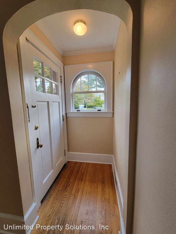 116 Keaton Ave - Photo 3 of 26
