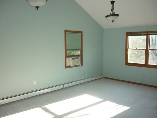 35 Pinecrest Rd - Photo 3 of 8