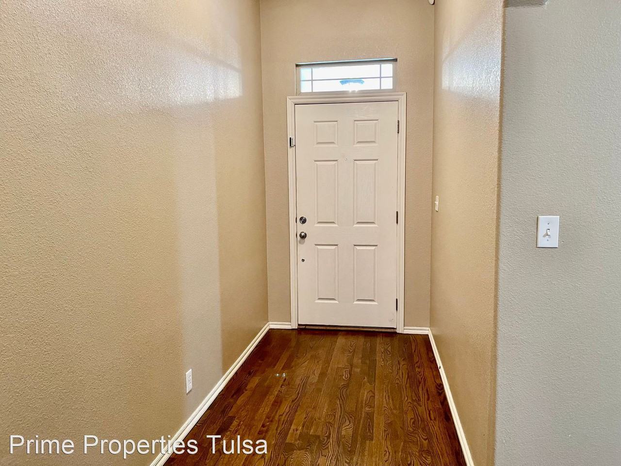 108 E Granger St - Photo 2 of 20