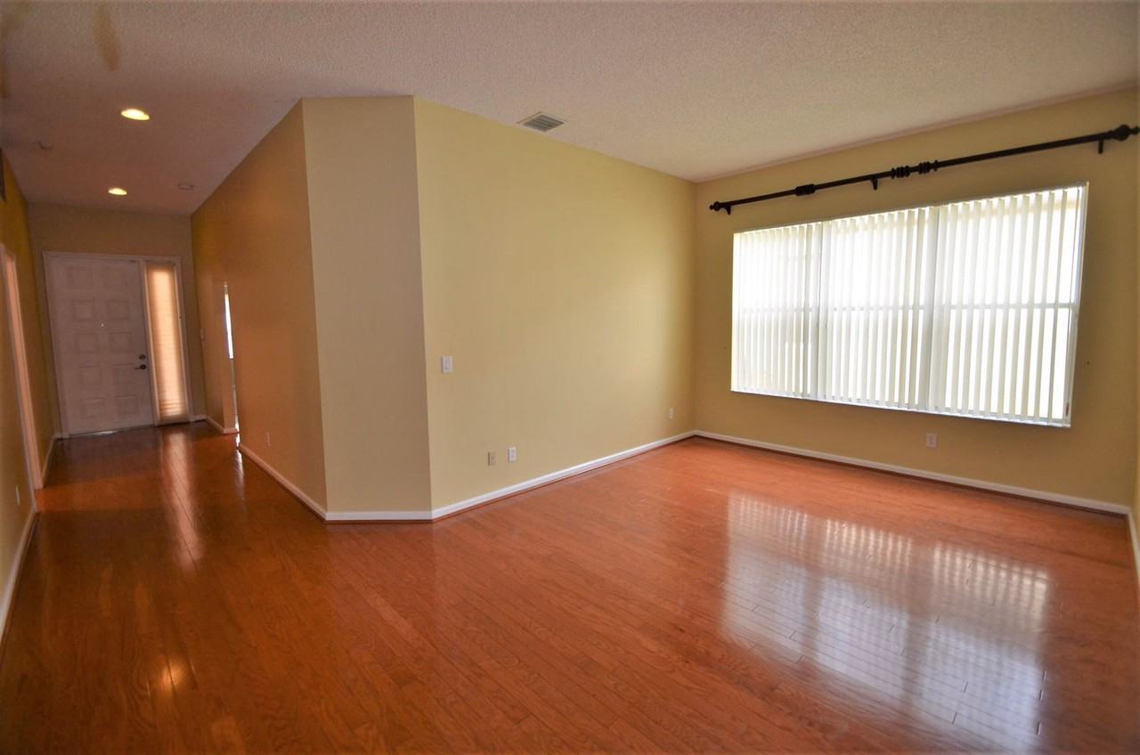13483 Sw 27th St - Photo 3 of 17