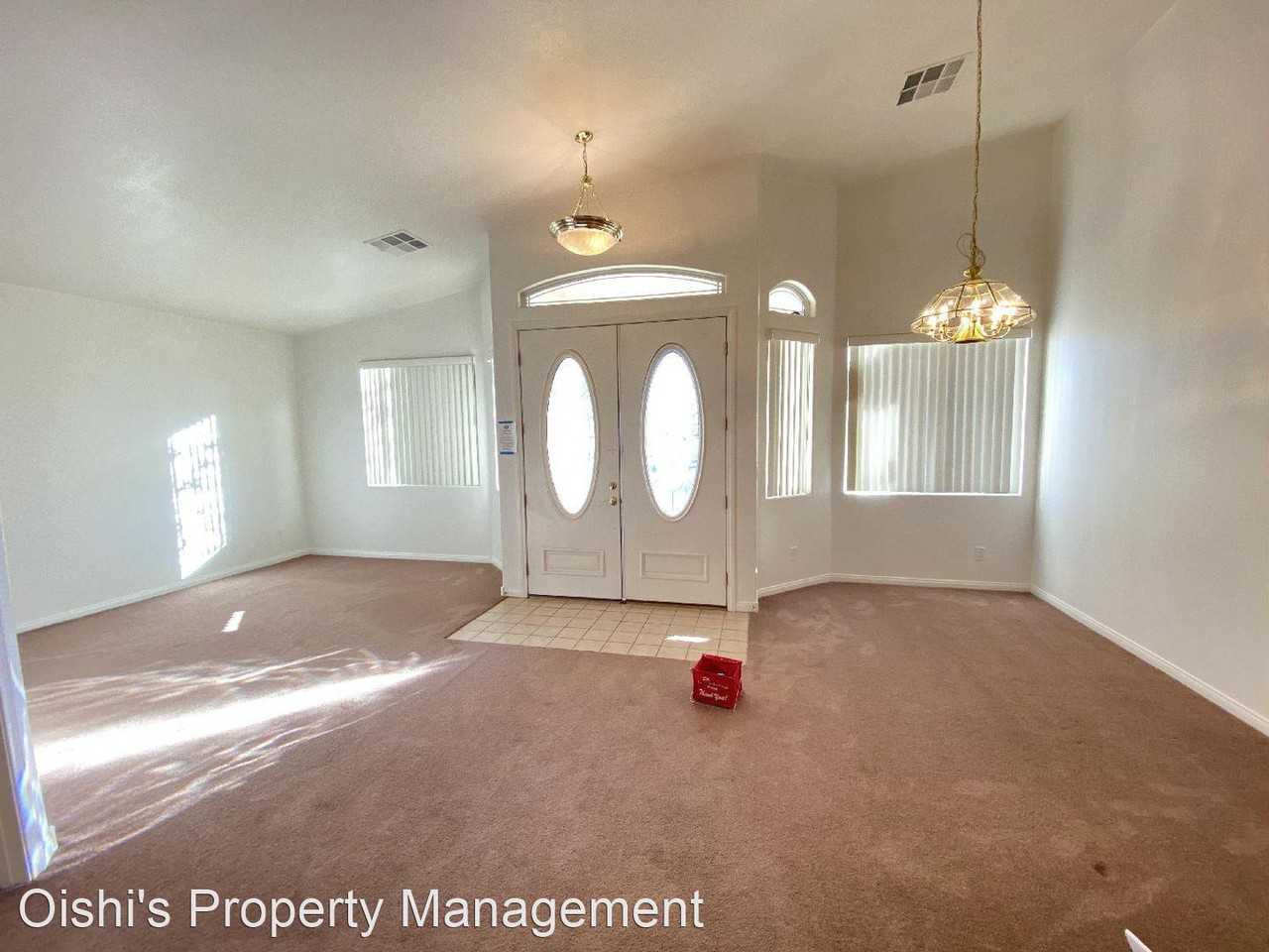 8952 Tangerine Sky Ave - Photo 2 of 10