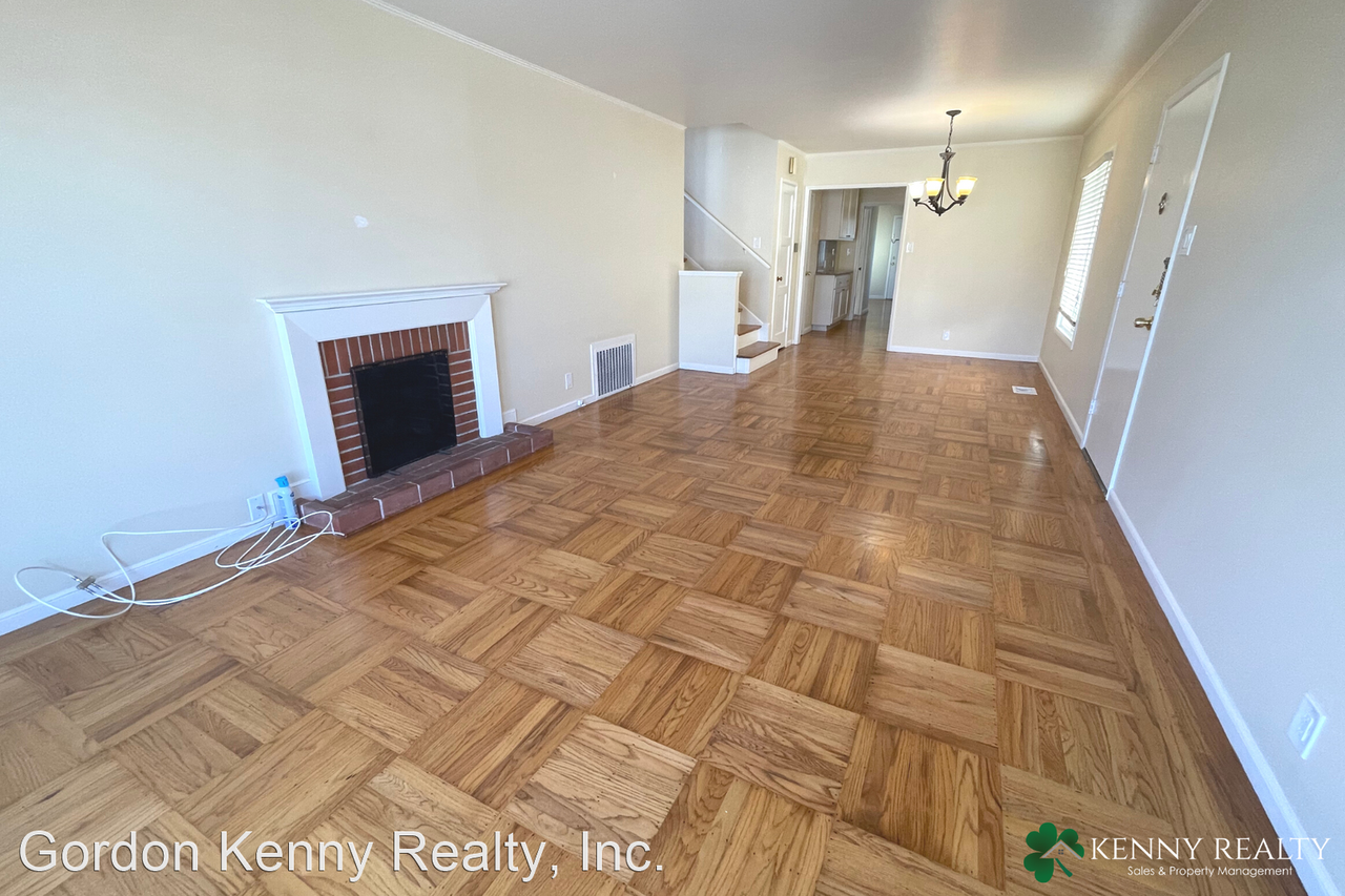34 Lakewood Dr - Photo 2 of 26